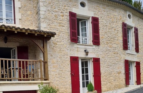 Savignac-les-Eglises House | Typical Périgord country house, fully equipped, with gardens and swimming pool