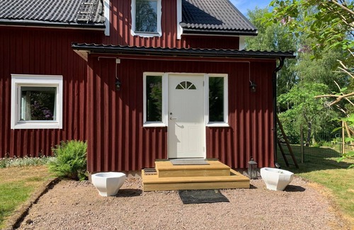 Sodra Vi House | Typical Swedish house, comfortable 85 sqm near the lake - 9.5 miles to Vimmerby!