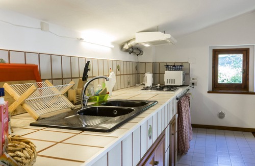 Twist House | Typical Tuscan Country House