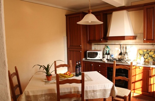 Pescaglia Cottage | Typical Tuscan house near the famous walled town of Lucca
