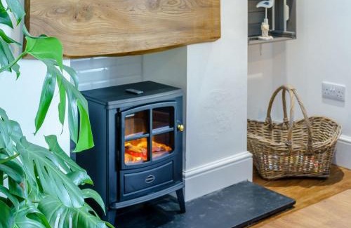 Llanrhidian Higher House | Tyr Llyr
