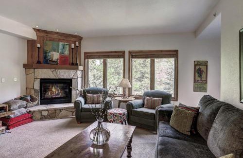 Four O'Clock Apartment | Tyra Riverbend 213 Condo