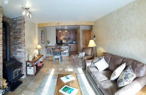 Four O'Clock Condo | Tyra - True Ski In Ski Out, 732 sq ft with Spectacular Views. Stroll to town.