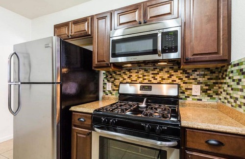 Garfield Apartment | U1 - Entire 2 BR Pet-Friendly APT in DT PHX w/pkg