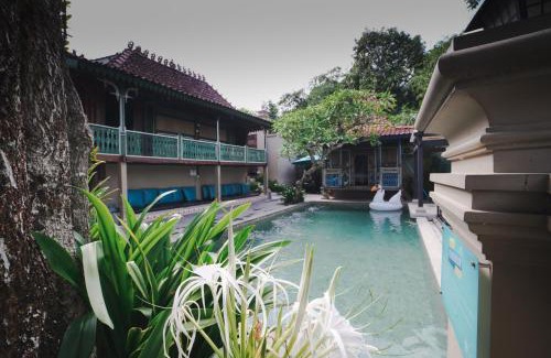 Ngaglik Villa | Ubu Villa Donolayan - 4 Bedrooms Villa in Yogyakarta