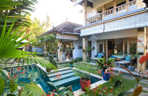 Penestanan Villa | Ubud Jewel/2Bd/2Ba/Pool/AC/Great Breakfa