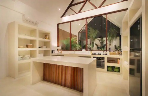 Sayan Villa | Ubud Luxury 2-Bedroom Villa with Private Pool and BBQ - Serene Escape!