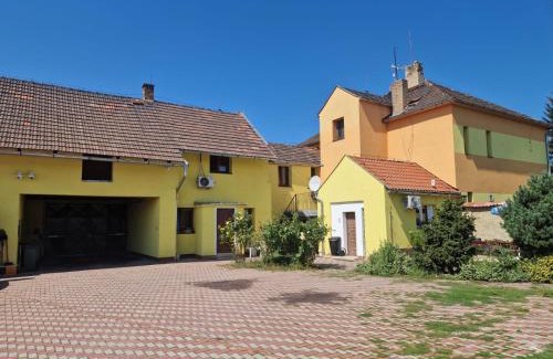 Cerncice House | Ubytování Louny