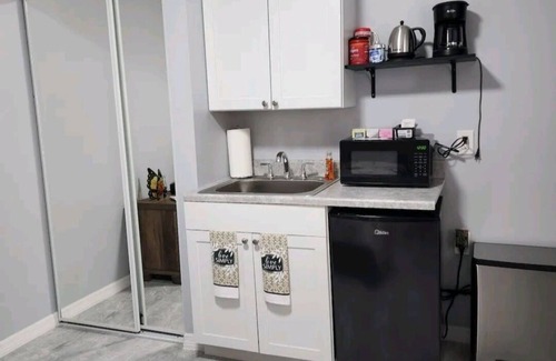 Orlando Apartment | UCF, Comfort Quiet Place To Stay Orlando, Central Florida 30 min. from Disney