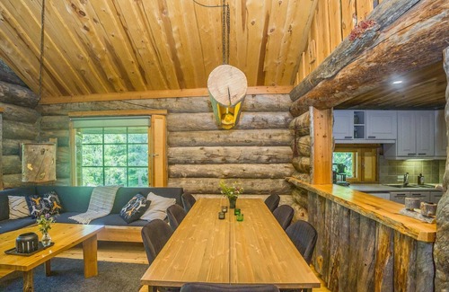 Lampivaara House | Ukkokelo by Interhome