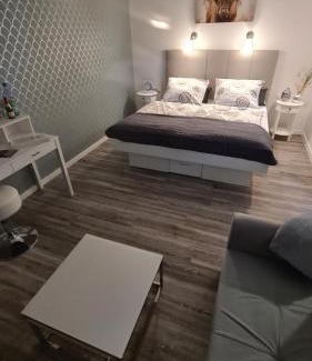 Oberdorla Apartment | Ulmen Krone