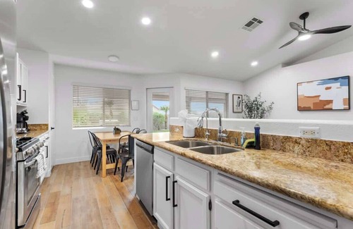 Henderson House | Ultimate 3BR Home: Pool, Pickleball and MORE!