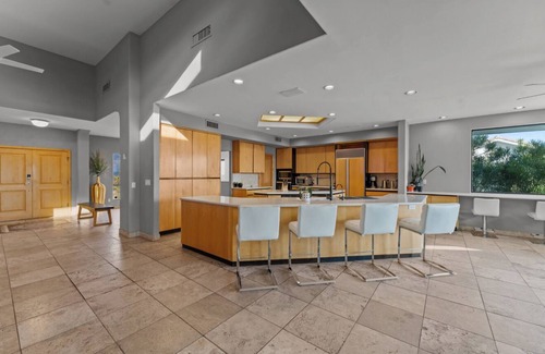 Paradise Valley Village House | Ultimate Celebrity Retreat - Heated Pool & Hot Tub