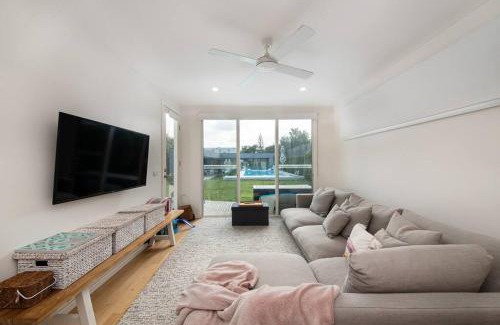 Sorrento House | Ultimate Family Pool House Paradise