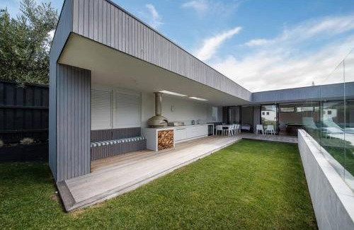 Sorrento House | Ultimate Family Pool House Paradise