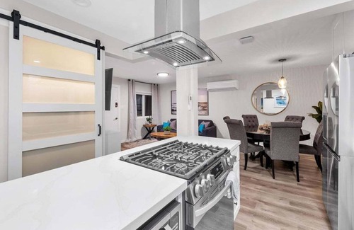 South Oceanside Condo | Ultimate Oceanside Retreat | Tower 9 Across from the Beach