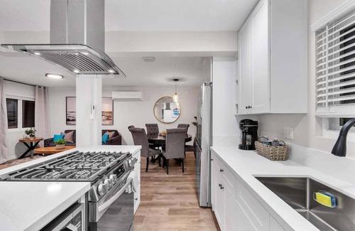 South Oceanside Condo | Ultimate Oceanside Retreat | Tower 9 Across from the Beach