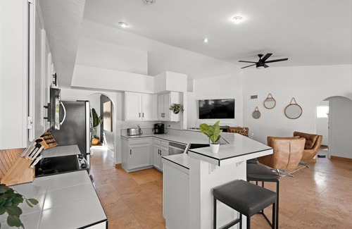 La Paz At Desert Springs House | Ultimate Scottsdale Desert Retreat + Heated Pool
