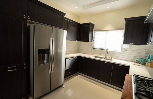 Ocho Rios House | Ultimate Villa and Luxe car rental near beaches and waterfalls