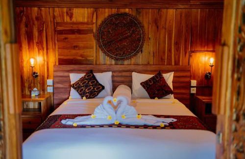 Taro Bed & Breakfast | Uma Harum Sari Villa