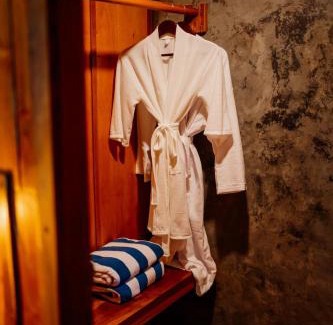 Taro Bed & Breakfast | Uma Harum Sari Villa