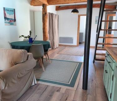 Saint-Jean-de-Chevelu Apartment | Un air de Finlande au pied de la dent du chat