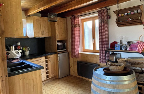 Saint-Michel-de-Maurienne Ski Chalet | Un "cocon" à la Montagne au Frais L'été , à la Neige L'hiver