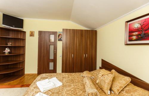 Lunca Jaristei Cabin | Un colț de Rai