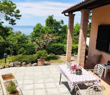Montefiascone House | Un Giardino sul Lago
