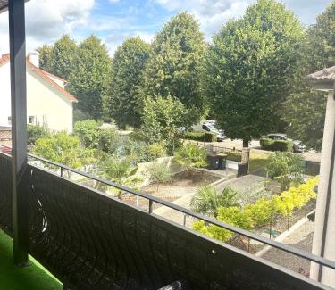 Le-Plessis-Trevise Apartment | Un havre de Paix entre Paris et Disney