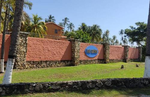 Tucacas Apartment | Un Oasis entre Olas y Palmeras con Playa Privada