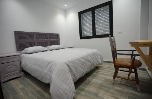 Sfax Apartment | Un ton Violet