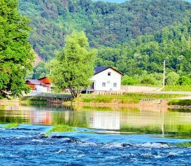 Mali Radic House | UNA Escape