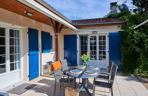 Vasles Villa | Unabhängige Villa, 2 Bäder 6 Personen