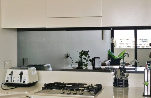 Wentworth Point Apartment | Unbeatable Water View Hidden GEM Apartment