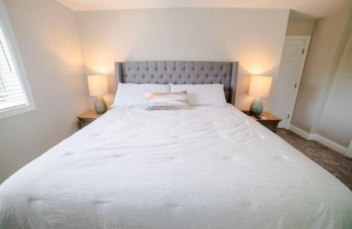 Dubuque House | Unbookable on this platform