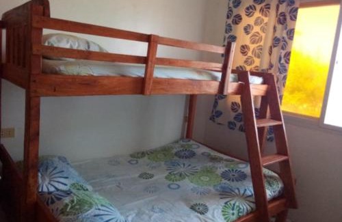 Luna Bed & Breakfast | Uncle Bob&Tere Beachfront House