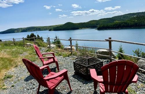 Terra Nova House | Uncle Len's Cabin