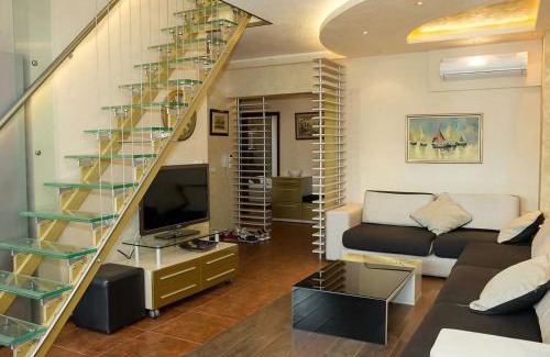 Saints Constantine and Helena Apartment | Under the Stars - Lux Penthouse with POOL and Terrace by Flat Mаnager