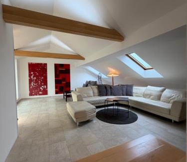 Liefering Apartment | undertheroof at