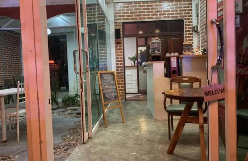 Phimai House | Une Jai Place เรือนอุ่นใจ