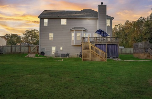 Hampton House | Unforgettable Family Experience - Close to many Attractions