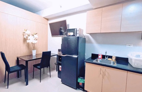 Bagong Pag-asa Condo | Unforgettable Stay in a Vibrant Shopping,Dining,Holistic Wellness Hub in One Go