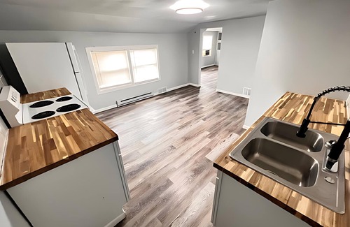 Kaukauna Apartment | Unfurnished 2 Bedroom Upper Duplex in Kaukauna