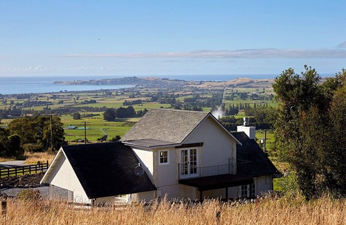 Kaikoura Cottage | Unique and Luxurious retreat, Relax and unwind