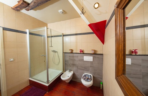 University District Apartment | UNIQUE APARTMENT IN HISTORIC ANTWERP MANSION
