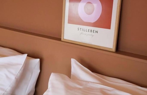Maasbommel Hotel | Unique B&B room next to a historic mill, with luxurious comfort and a beautiful location in Gelderland.