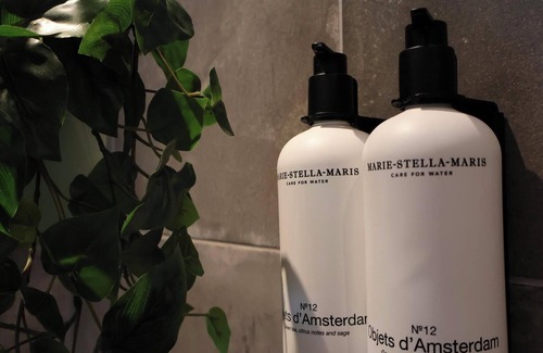 Maasbommel Hotel | Unique B&B room next to a historic mill, with luxurious comfort and a beautiful location in Gelderland.