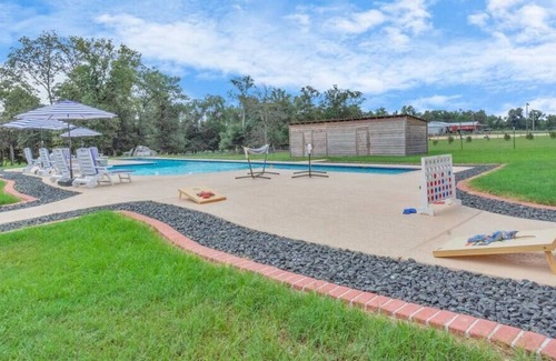 Cleveland RV Rental | Unique Bubble + Gorgeous Pool on a Ranchette
