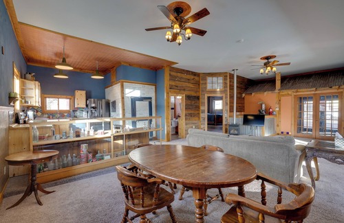 Victor House | Unique Colorado Mountain Retreat: Near Pikes Peak!